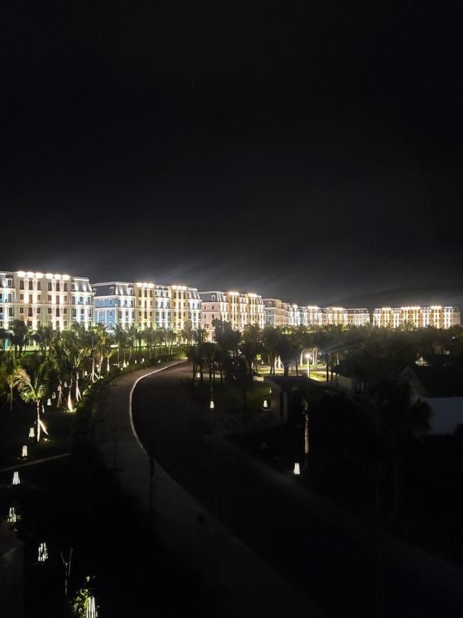 Sky Hotel Фу Куок Екстериор снимка